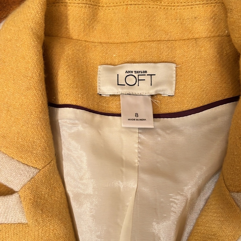 Loft Ann Taylor blazer - Picture 9 of 17